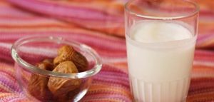 طريقة رجيم التمر واللبن