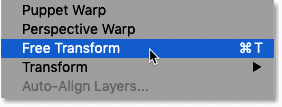 تحديد أمر Free Transform من قائمة Edit في Photoshop