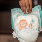 ظهور دم في براز الرضيع
