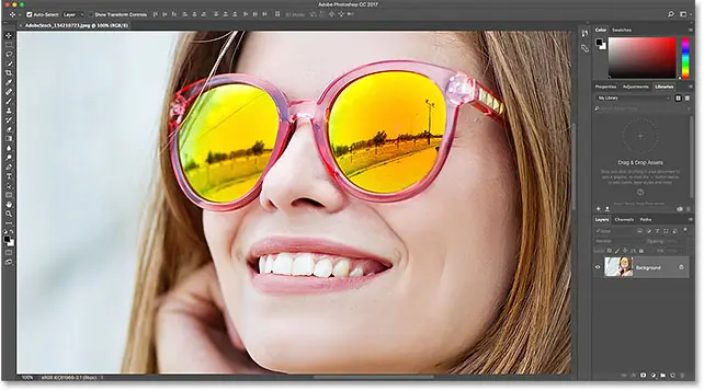 تحديد أمر Photoshop's Fit on Screen من لوحة المفاتيح