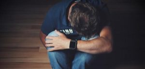 عدم_الثقة_بالنفس_أسبابها_وعلاجها