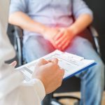 انتفاخ-الخصية-اليمنى-لماذا-وما-الحل